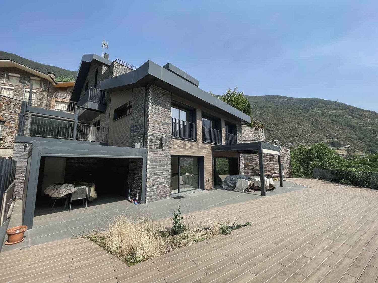 5-bedroom chalet for sale in Vila, Encamp · 3 of 53