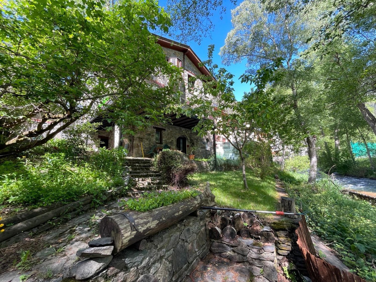 4-bedroom chalet for sale in Ordino · 30 of 48