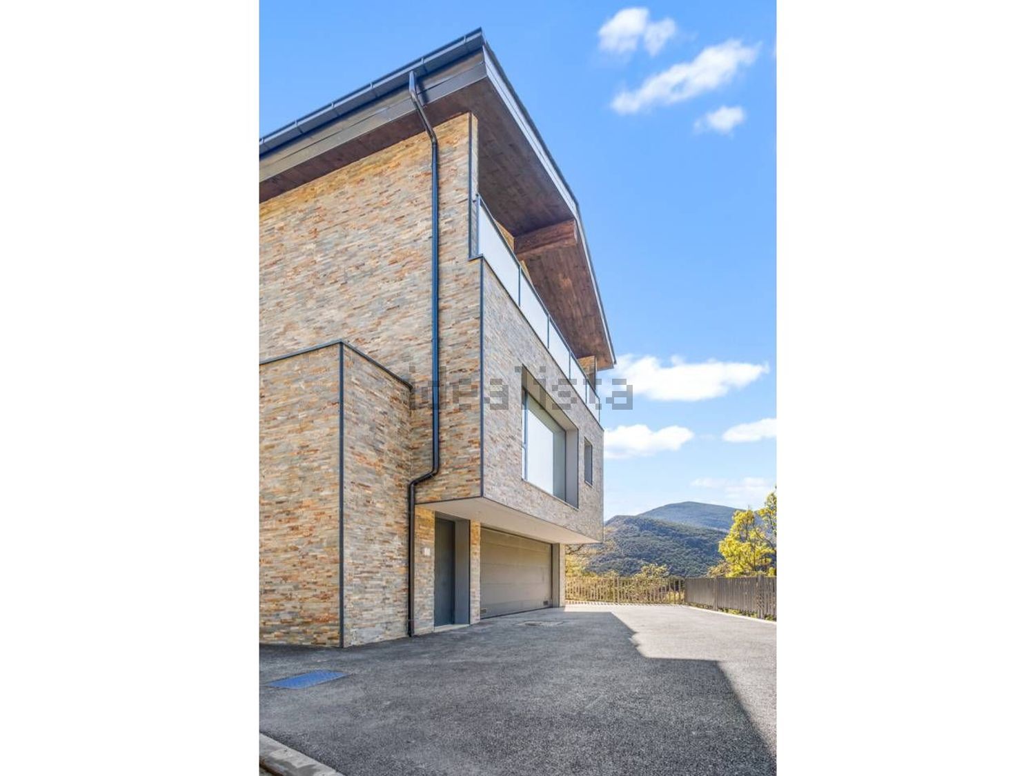 3-bedroom chalet for sale in Auvinyà, Sant Julià de Lòria · 2 of 24