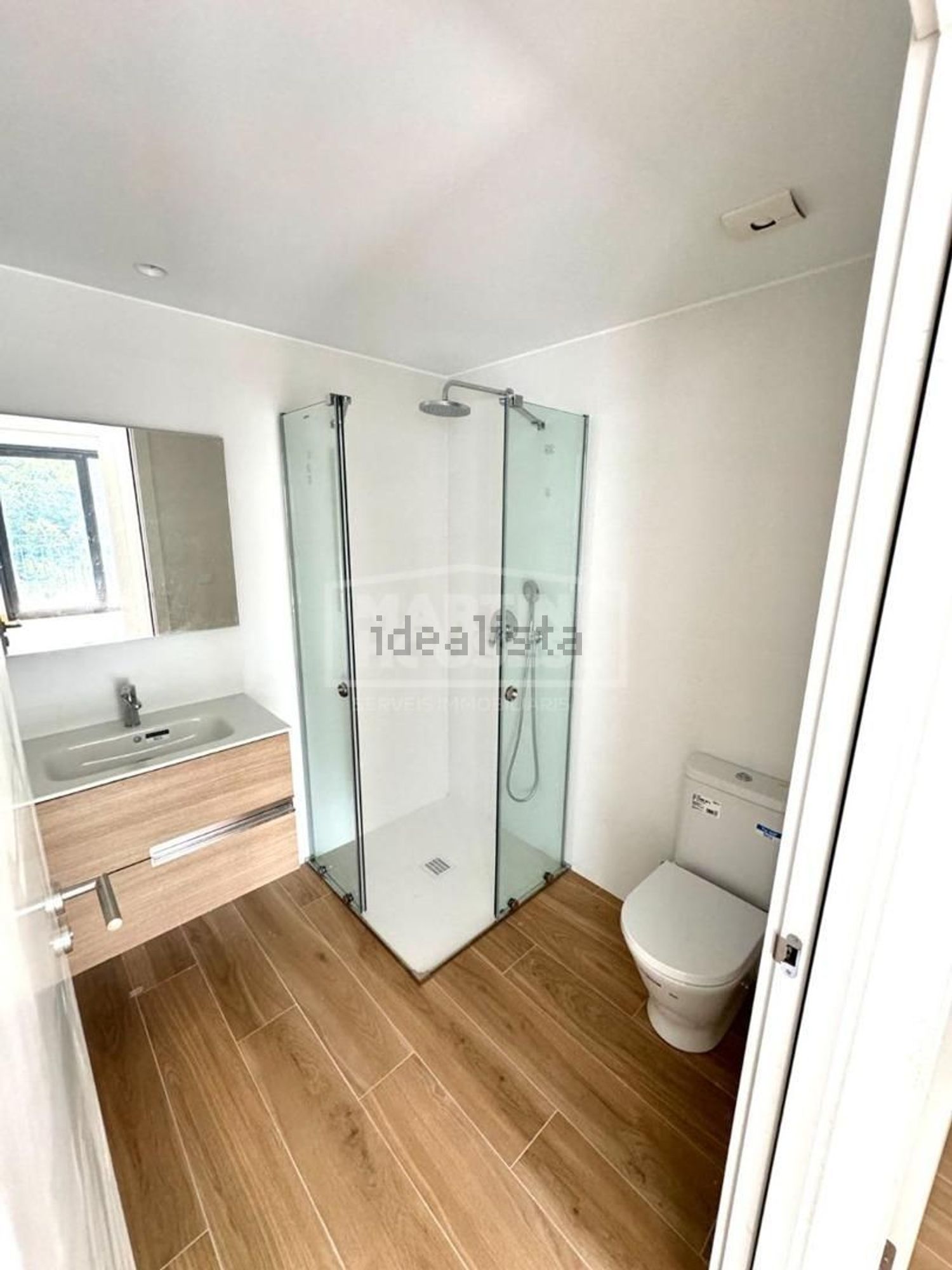 Pis de 3 habitacions en venda a Engolasters, Escaldes-Engordany · 60 de 60