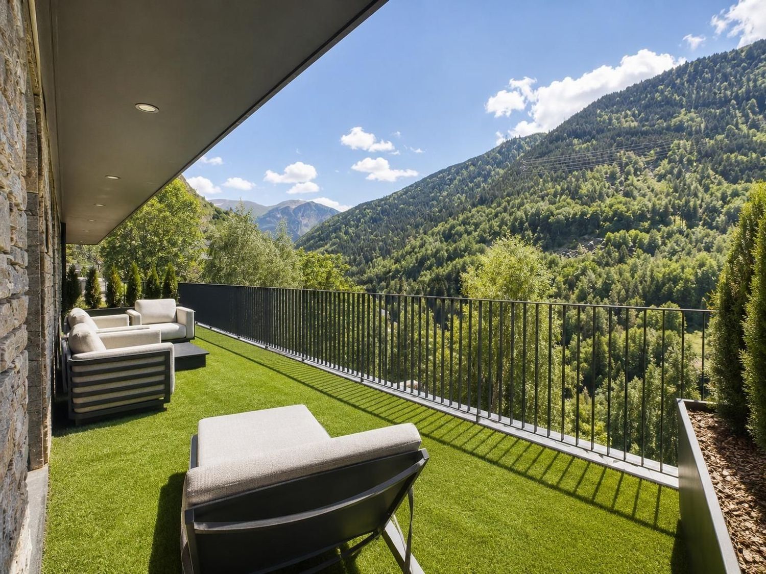 5-bedroom flat for sale in L'Aldosa, Canillo · 2 of 23
