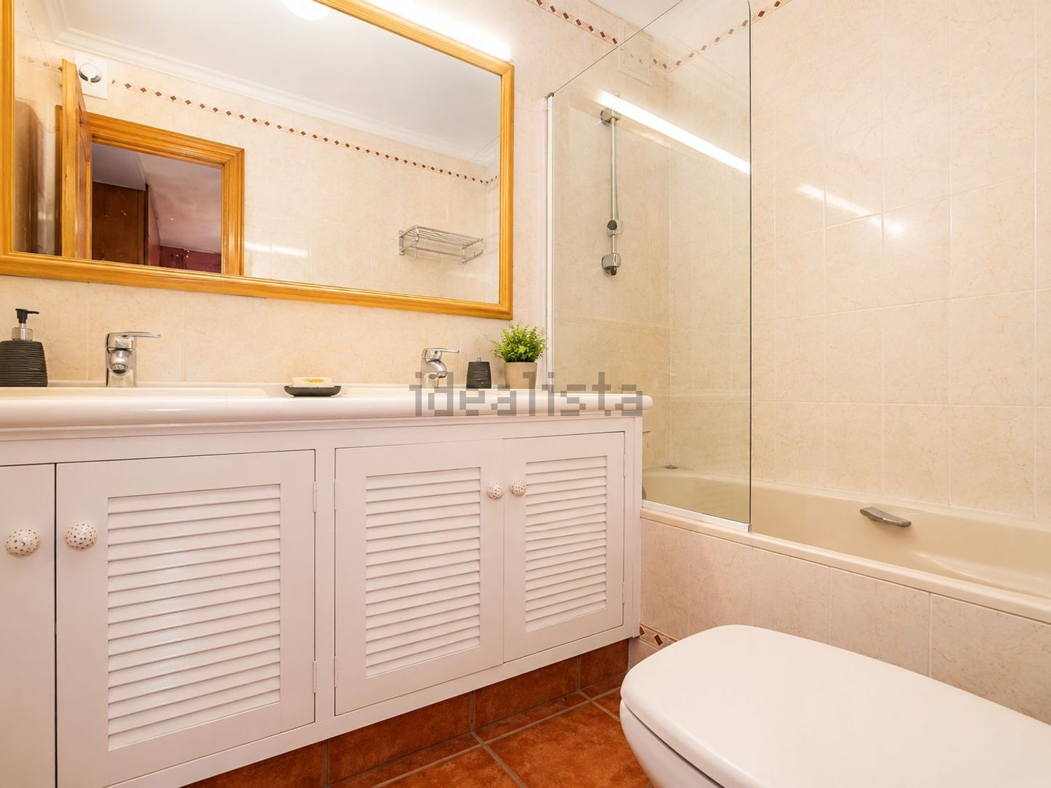 Casa adossada de 3 habitacions en venda a Sant Julià de Lòria · 31 de 41