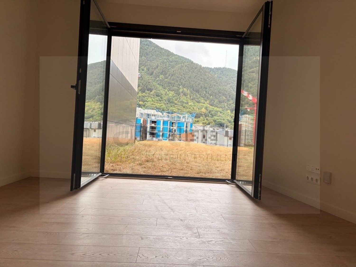 3-bedroom flat for sale in Encamp · 2 of 14