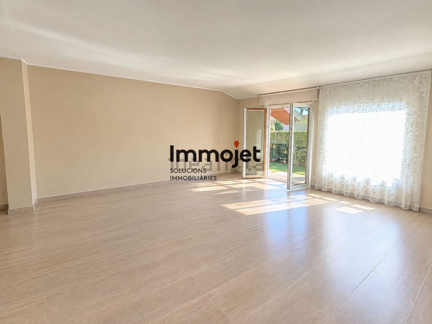 3-bedroom penthouse for sale in La Massana · 2 of 13