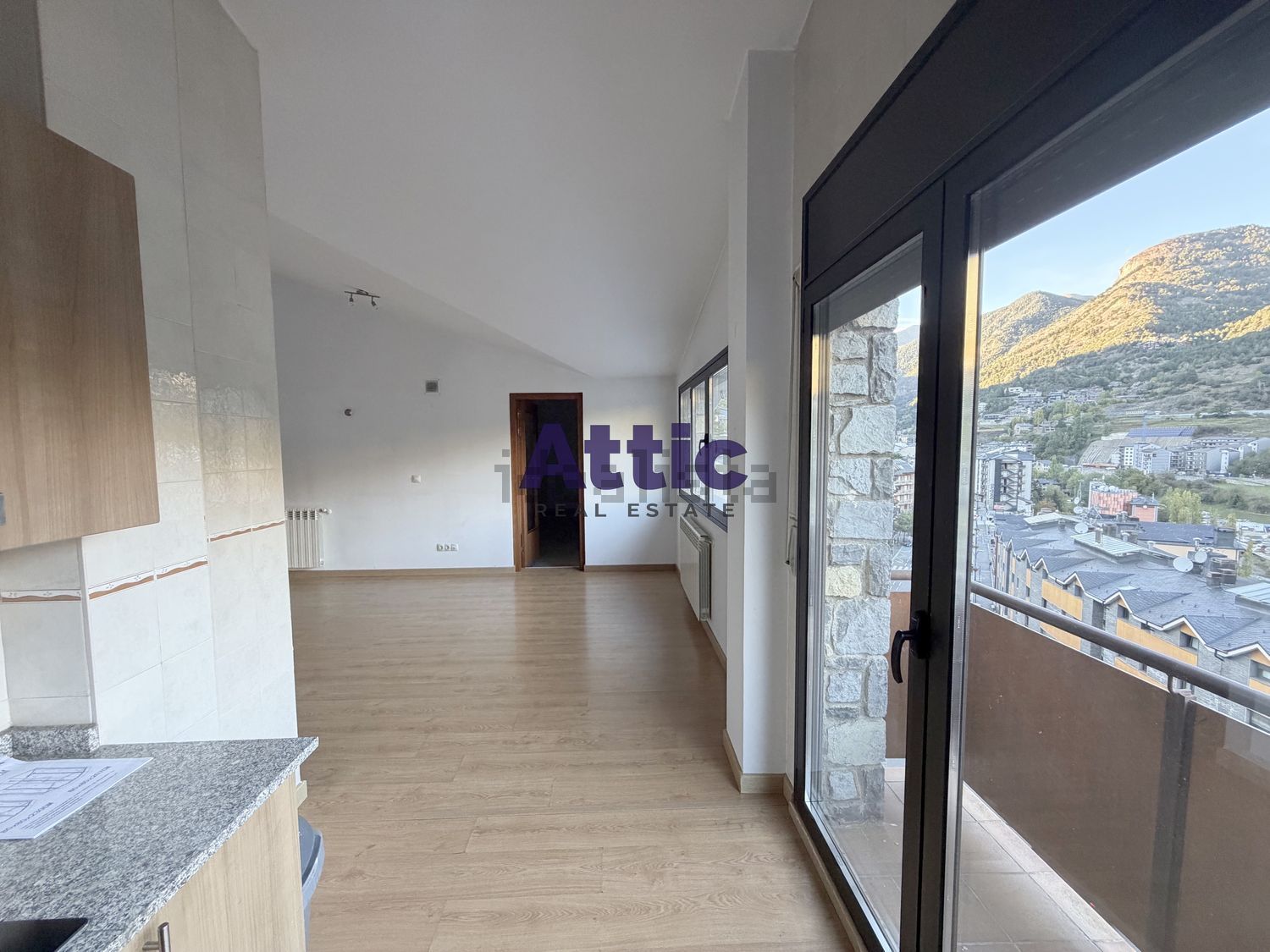 2-bedroom penthouse for sale in La Massana · 55 of 59