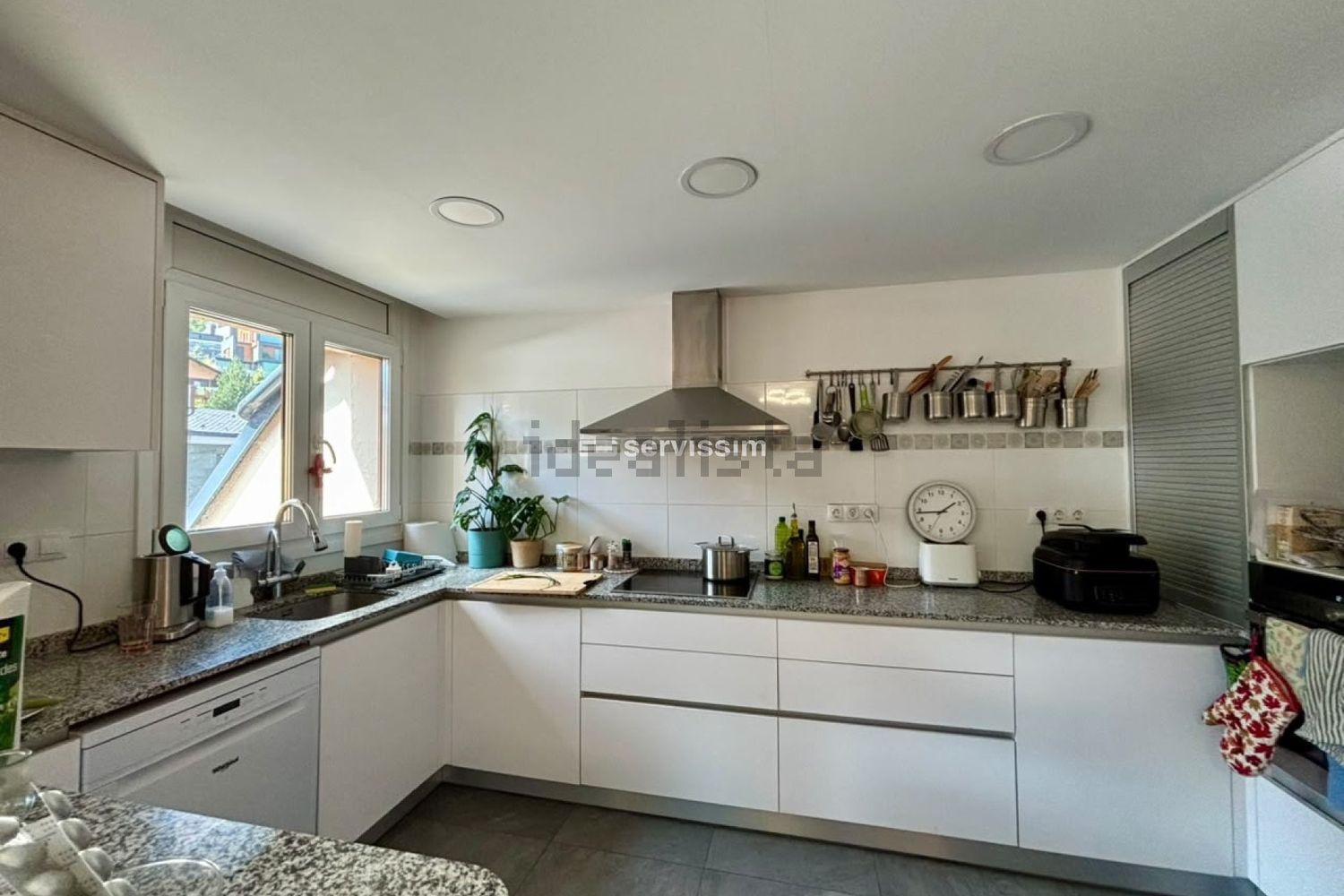 4-bedroom penthouse for rent in La Massana · 34 of 46