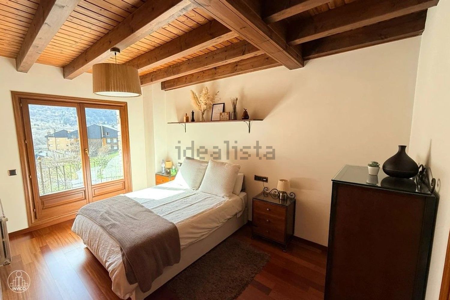 Casa adossada de 3 habitacions en venda a Arinsal, La Massana · 9 de 20