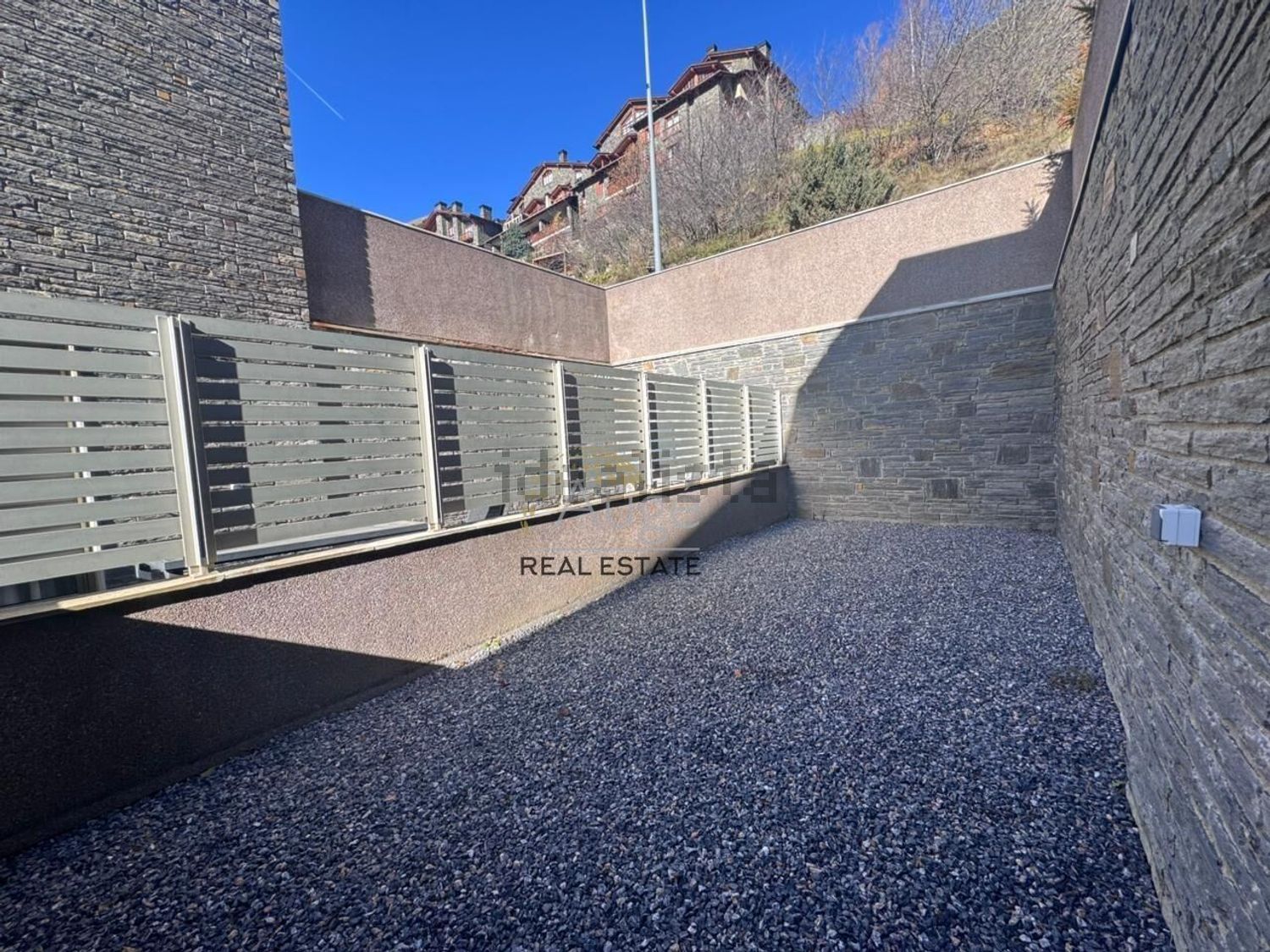 2-bedroom penthouse for sale in L'Aldosa, Canillo · 25 of 29