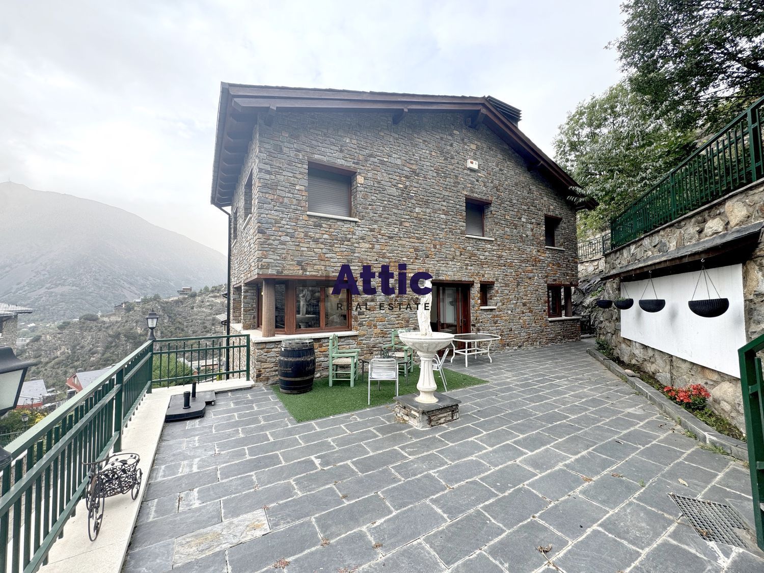 Casa adossada de 4 habitacions en venda a Engolasters, Escaldes-Engordany · 2 de 42