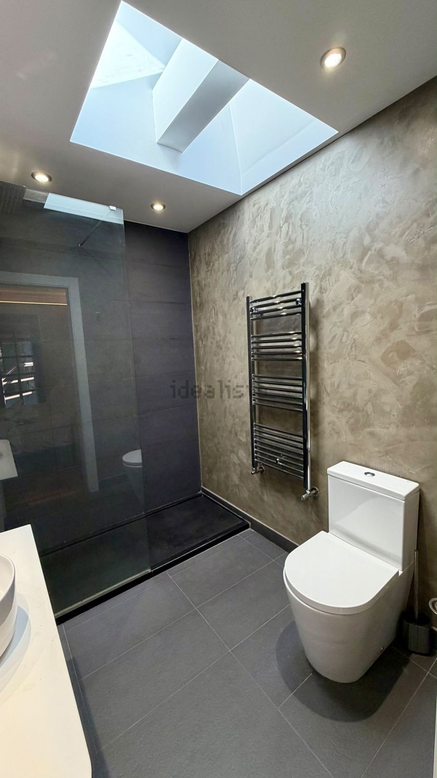 8-bedroom chalet for sale in Santa Coloma, Andorra la Vella · 11 of 18