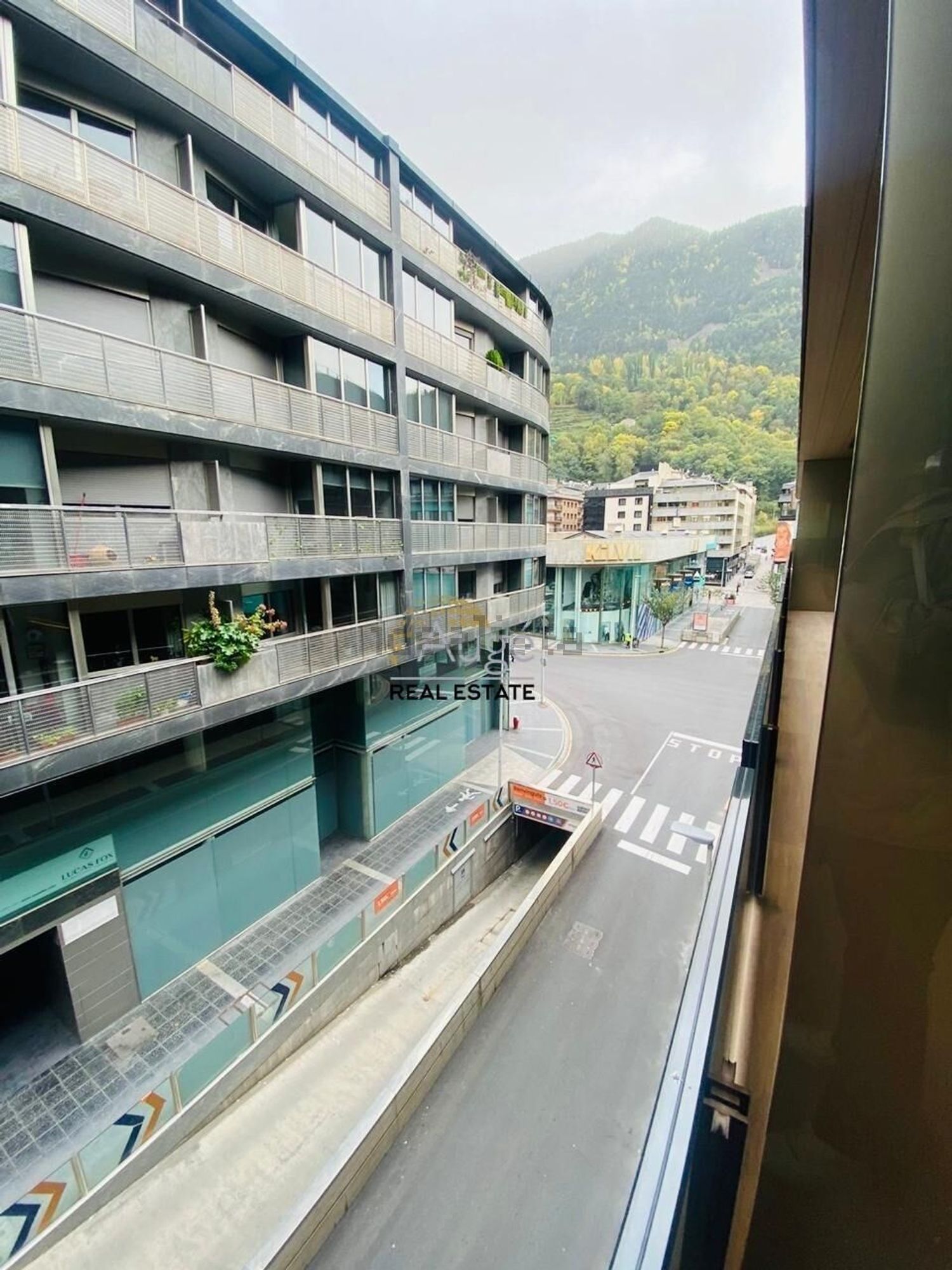 3-bedroom flat for sale in Escaldes-Engordany · 11 of 22