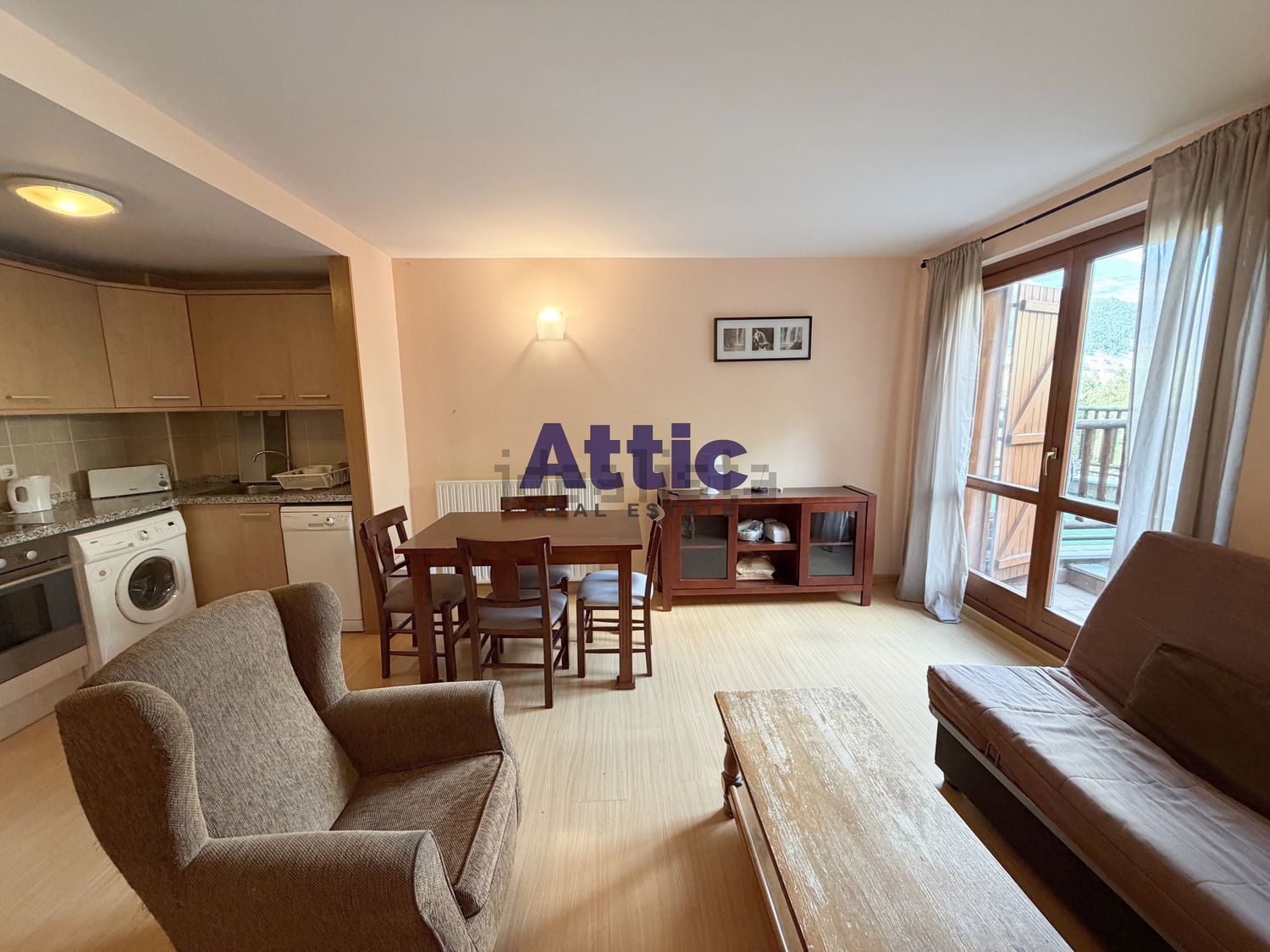 2-bedroom flat for sale in El Tarter, Canillo · 2 of 16