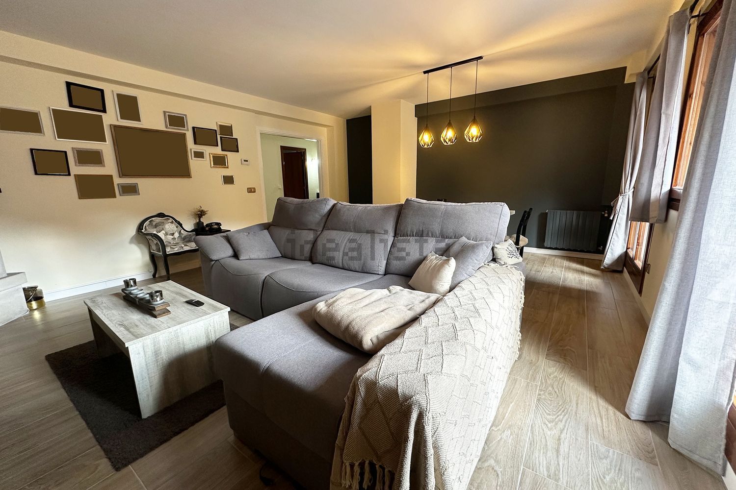 5-bedroom flat for sale in Encamp · 3 of 60
