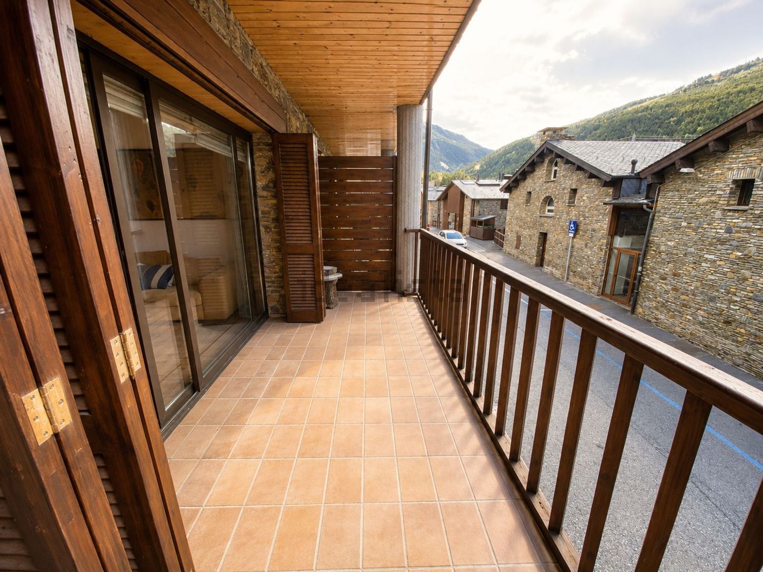 5-bedroom townhouse for rent in El Tarter, Canillo · 6 of 23