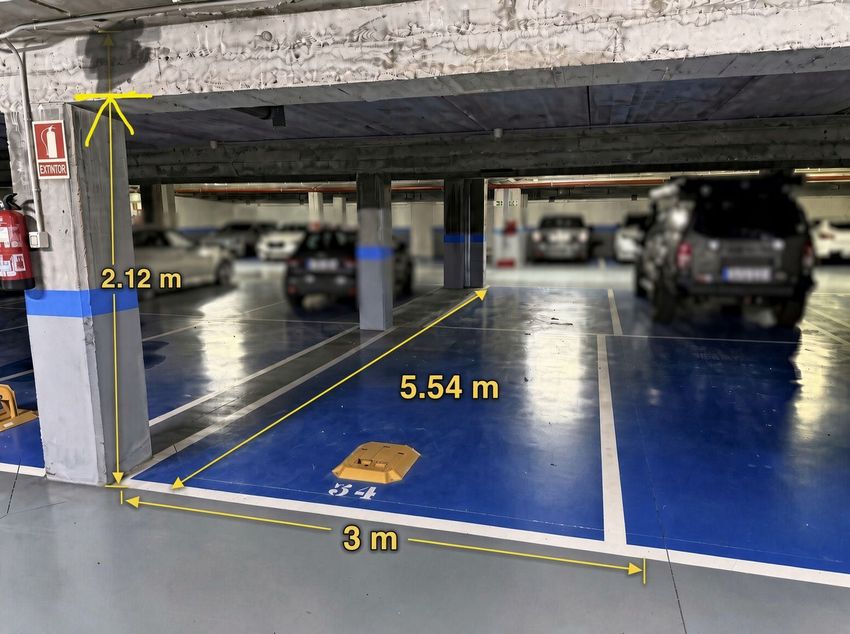 Imagen Plaza de parking de garaje en Calle Tapia de Casariego, 9