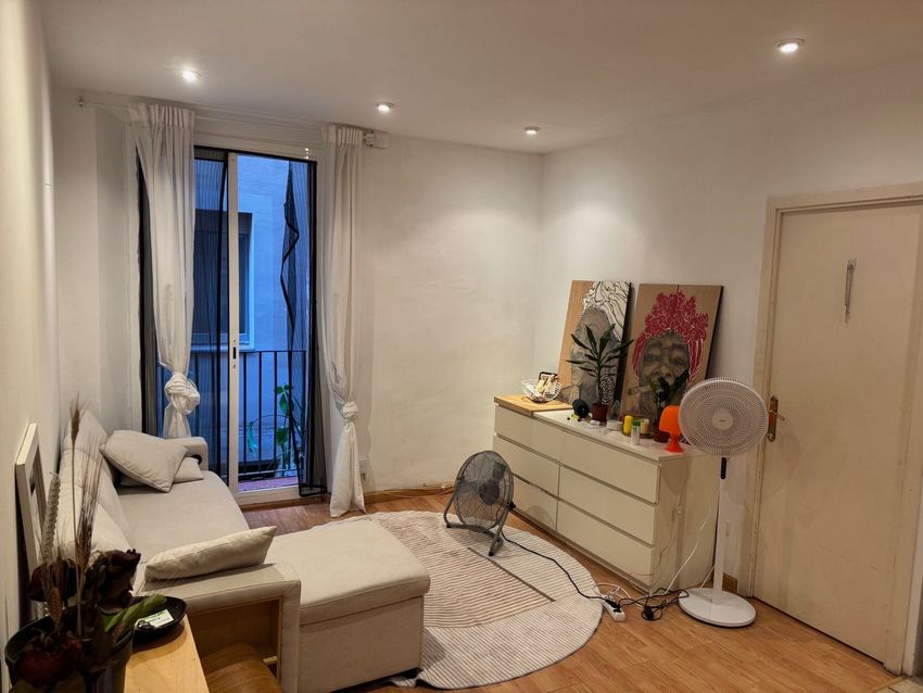 Imagen Salón de piso en Calle de la Mare de Déu del Pilar, 21