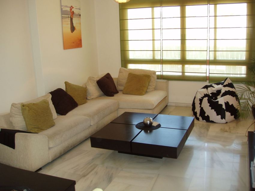 Imagen Salón de piso en Avenida Jorge Luis Borges