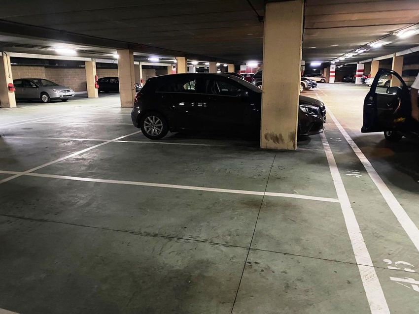 Imagen Plaza de parking de garaje en Calle Real Oviedo s/n