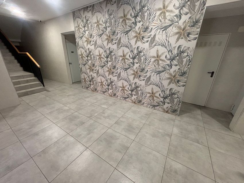 Imagen Baño de piso en Paseo del Sol