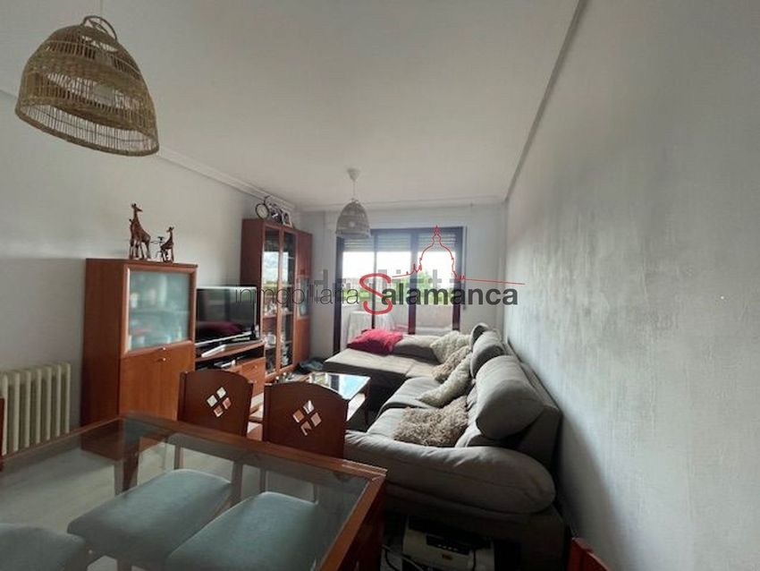 Imagen Salón de piso en Barrio Blanco
