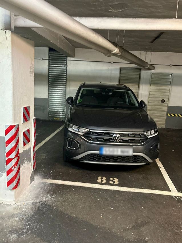 Imagen Plaza de parking de garaje en Calle Campoamor, 12