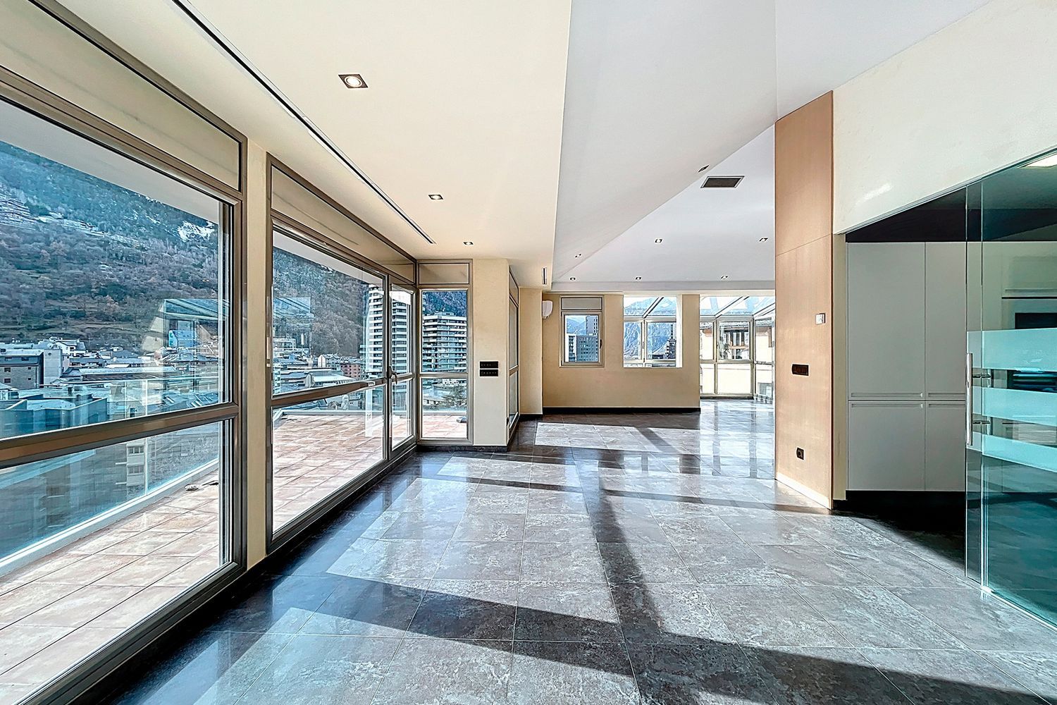Appartement 4 chambres à vendre à Escaldes-Engordany · 52 sur 60