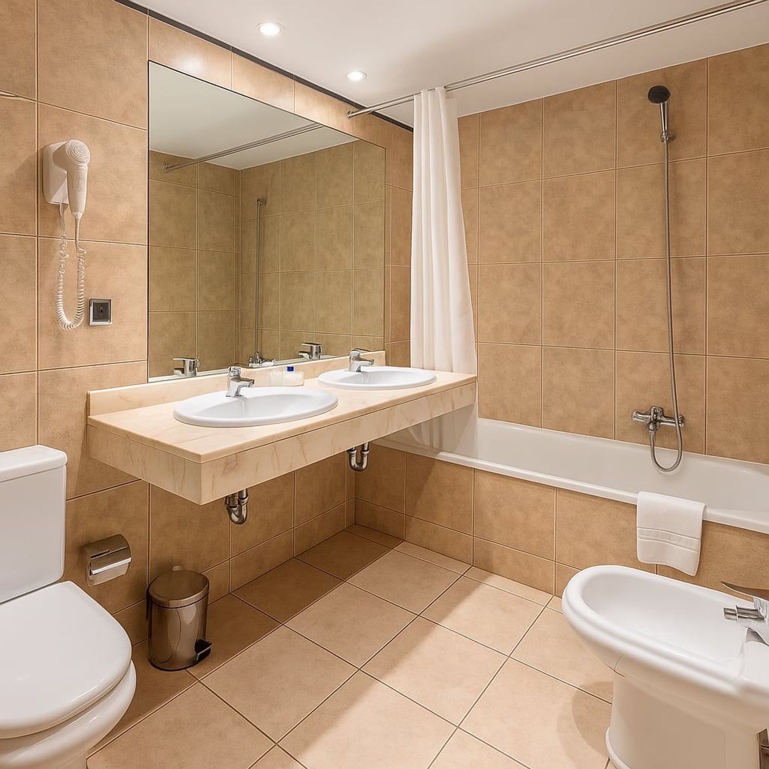 51-bedroom room in shared flat seasonal rent in L'Aldosa, Canillo · 6 of 6