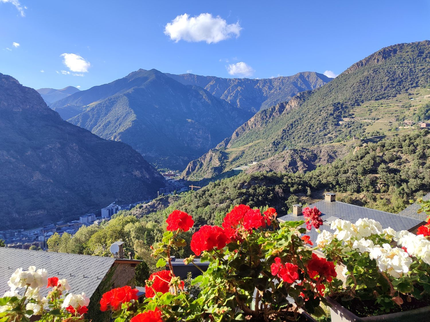3-bedroom penthouse for sale in Aixirivall, Sant Julià de Lòria · 2 of 2