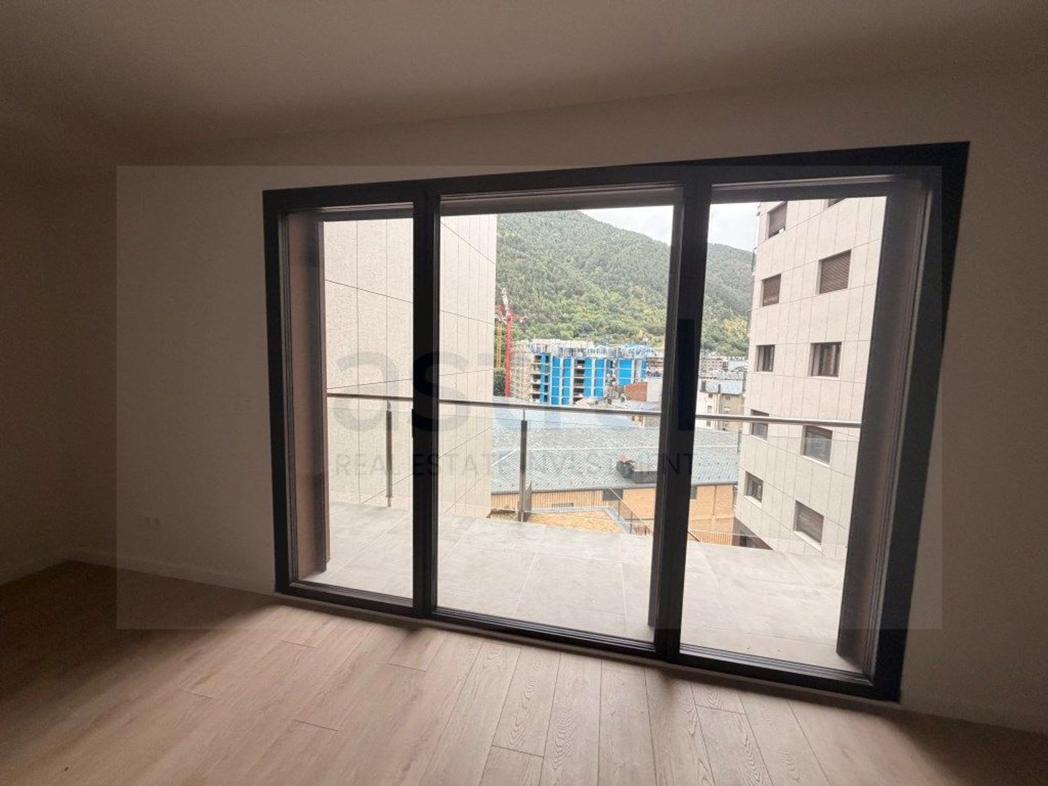 3-bedroom flat for sale in Encamp · 40 of 40