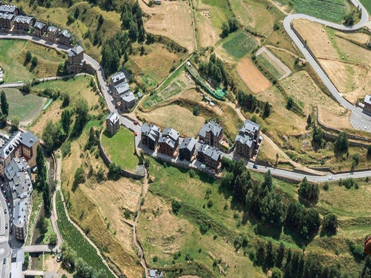 Dúplex de 3 habitaciones en venta en Canillo · 24 de 24