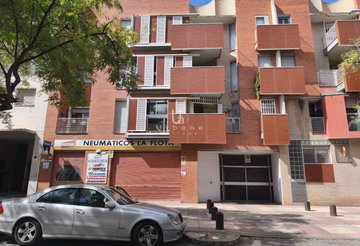 Venta de local en Avenida Don Juan De Borbon, Murcia